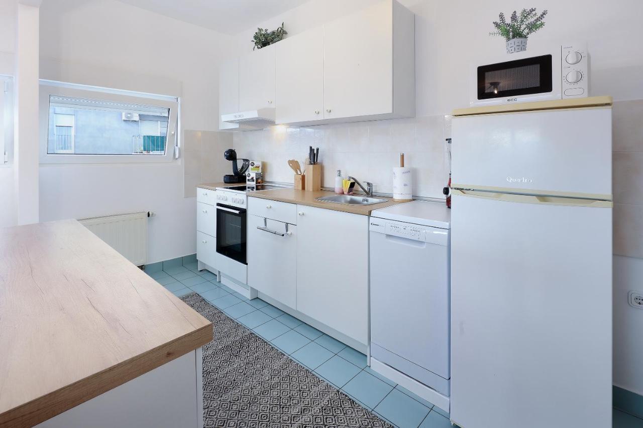 Apartment Leon - Sea View Rijeka Dış mekan fotoğraf