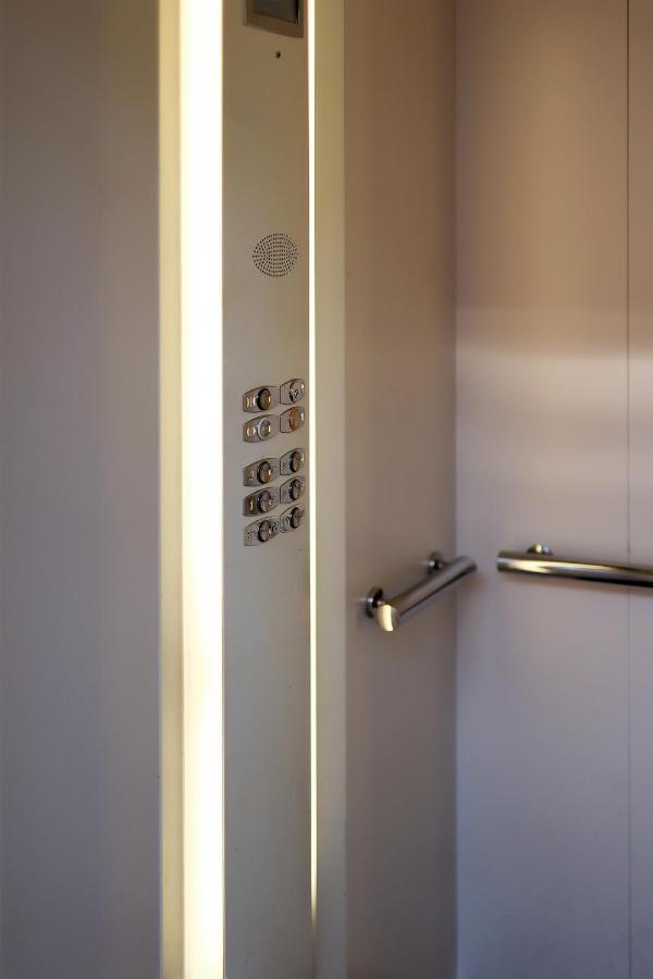 Apartment Leon - Sea View Rijeka Dış mekan fotoğraf